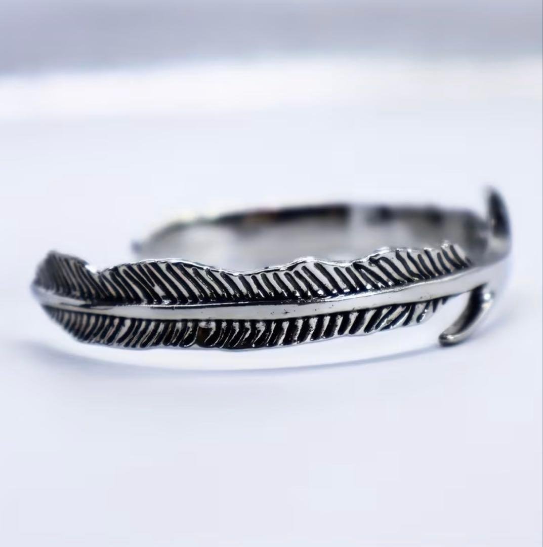 【Highly Popular, New】Silver Feather Design Bangle