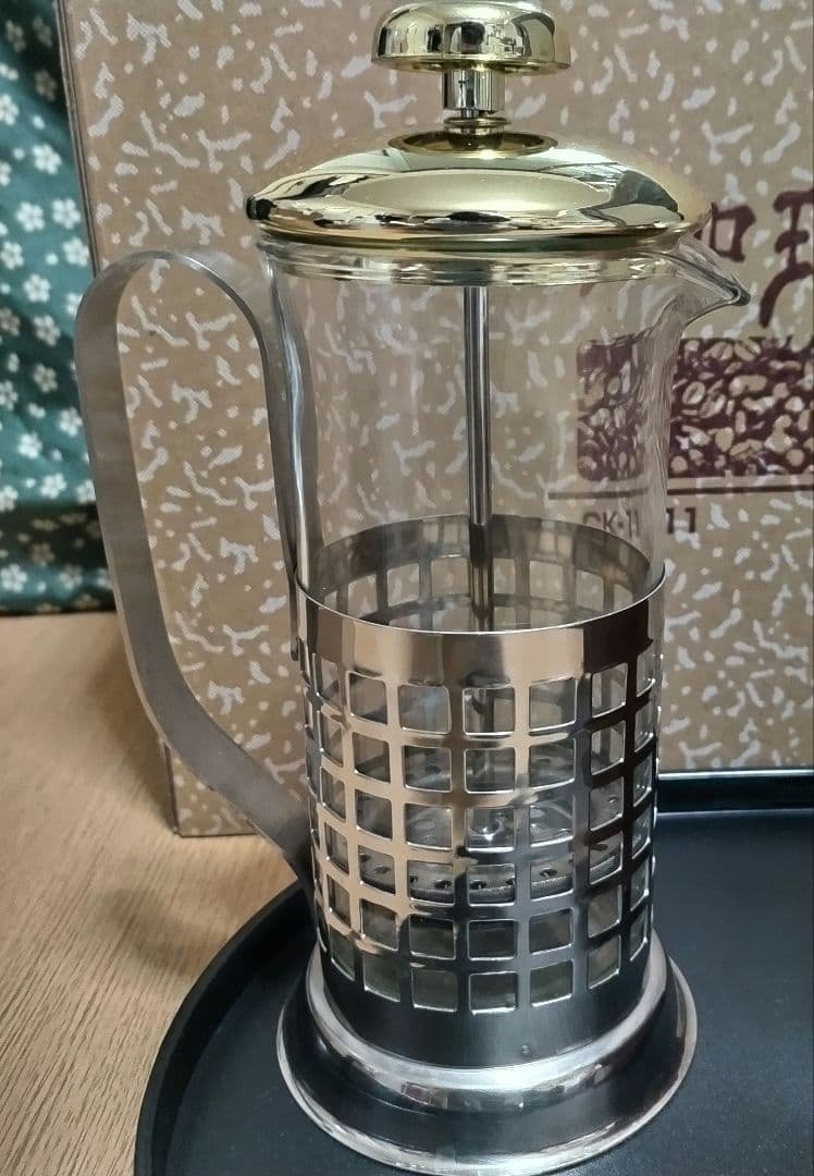 New, Unused: Manual Coffee Grinder and French Press (Tea Maker) Set