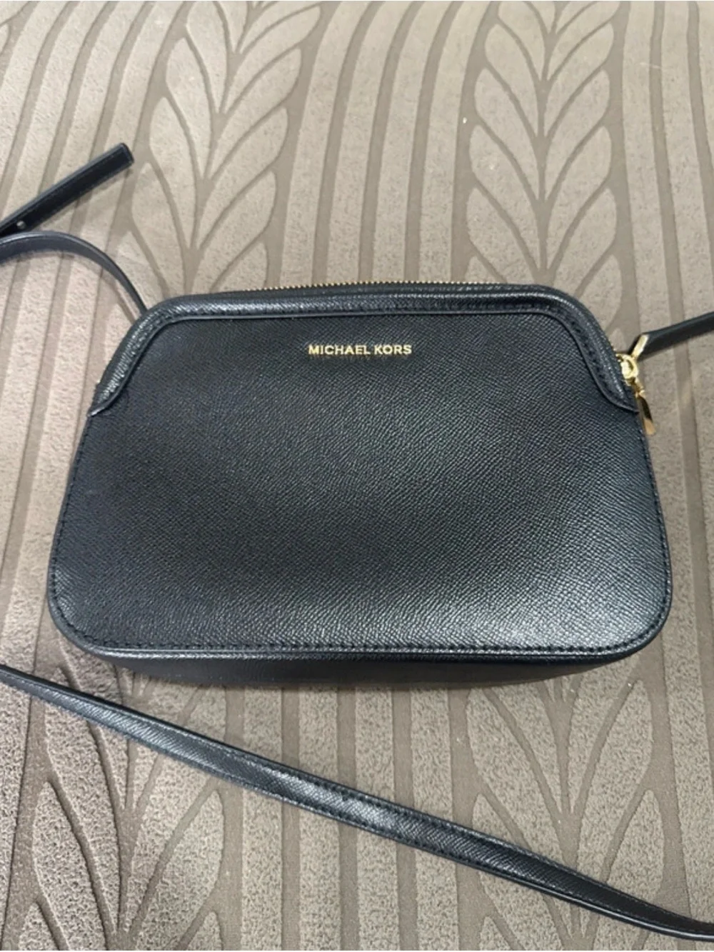 Michael Kors compact michael