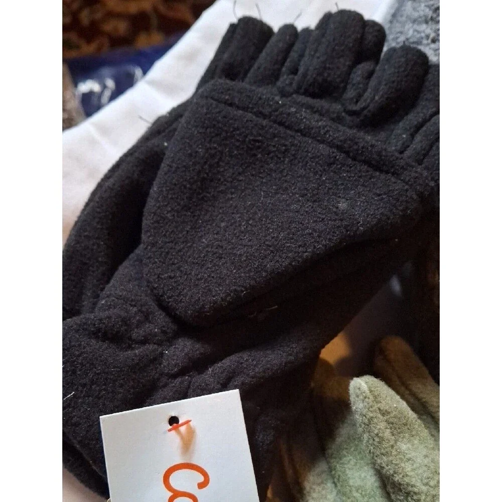 Lot Of Seven Gloves And Mittens Children's (Mis427)